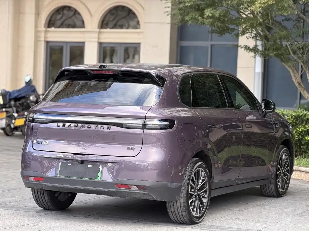 Leapmotor Leapmotor B10 — миниатюра 9