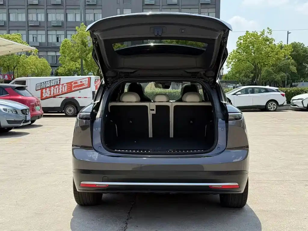 NIO ES6 — миниатюра 13
