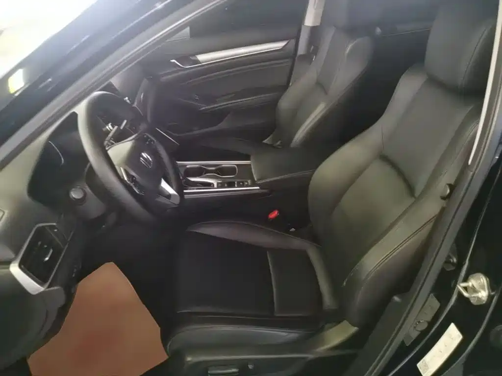 Honda Accord — миниатюра 15