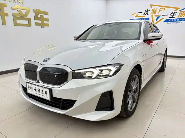 2024 BMW i3