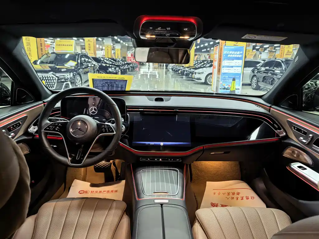 Mercedes-Benz E-Class — миниатюра 11