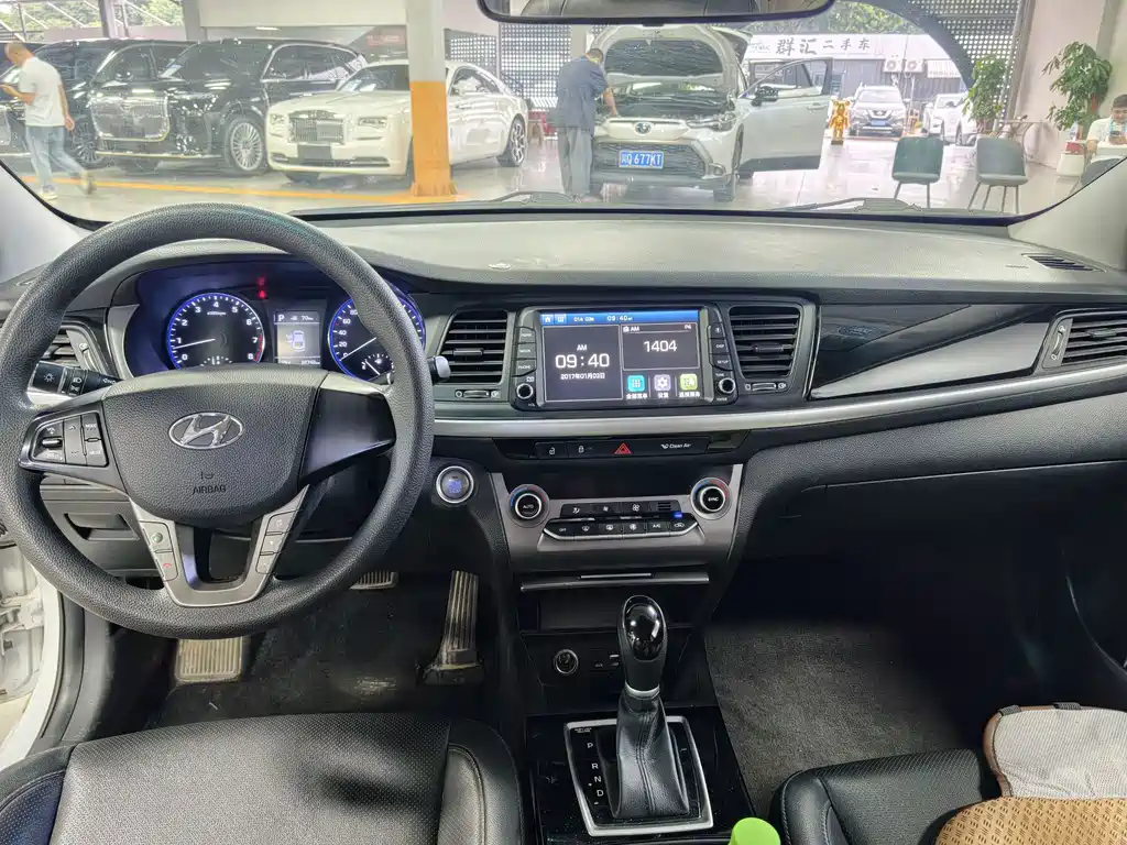 Hyundai Mistra — миниатюра 6