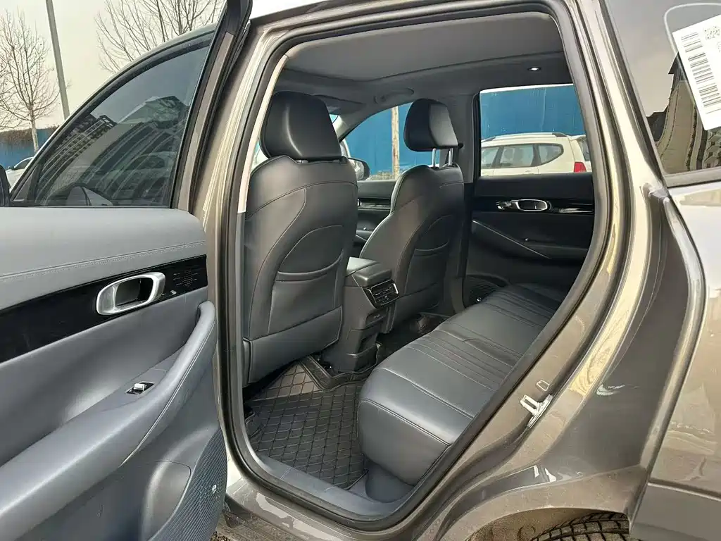 GEELY GALAXY GALAXY E5