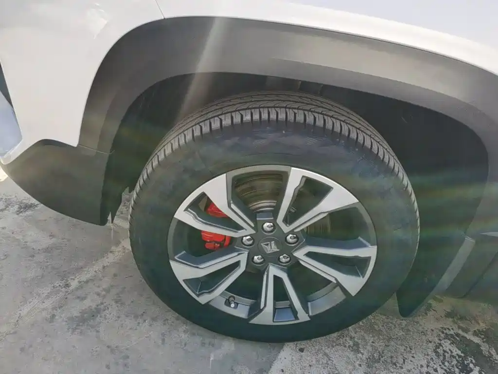 Baojun RS-5 — миниатюра 23