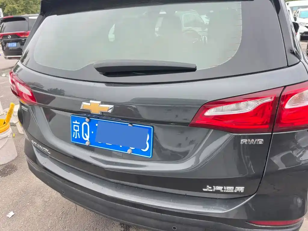 Chevrolet Equinox — миниатюра 5
