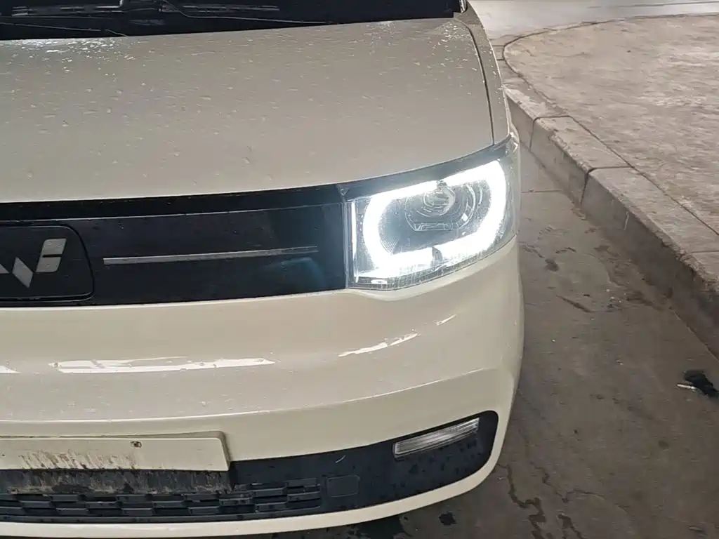 Wuling MINIEV — миниатюра 24