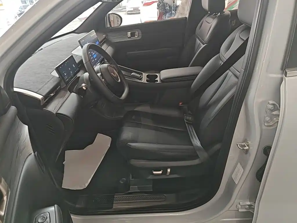 Wuling Xingguang S — миниатюра 15