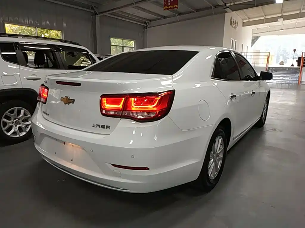 Chevrolet Malibu — миниатюра 7