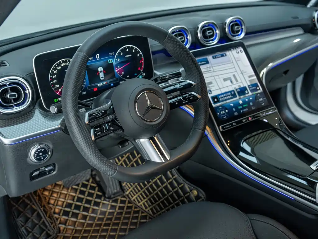 Mercedes-Benz C-Class — миниатюра 10