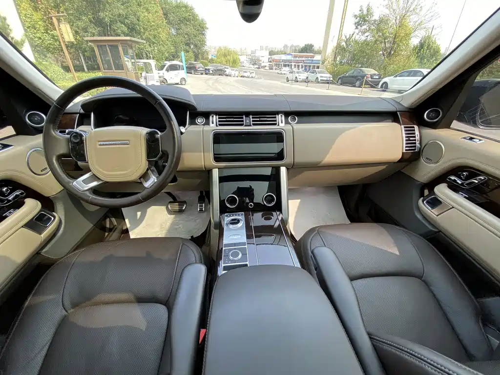 Land Rover Range Rover — миниатюра 5