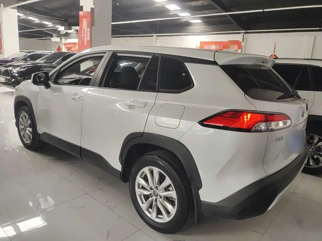 Toyota Corolla Cross — миниатюра 5