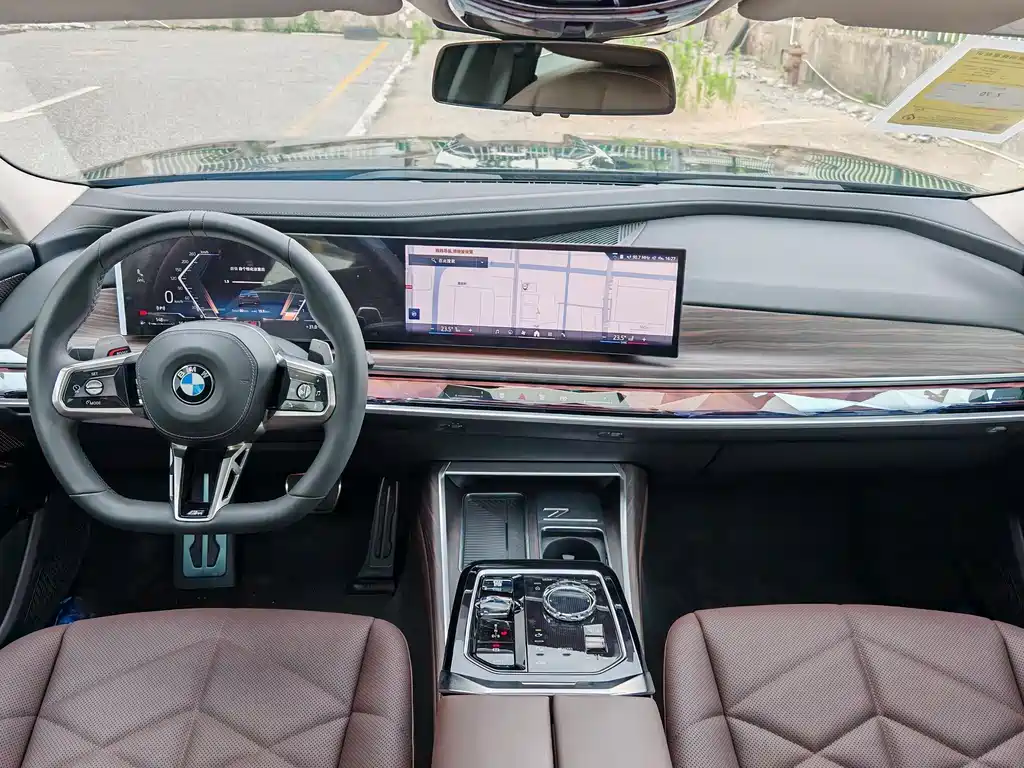 BMW 7 Series 7 2023 735Li M Sport