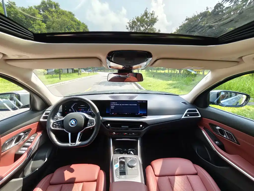 BMW i3 — миниатюра 11