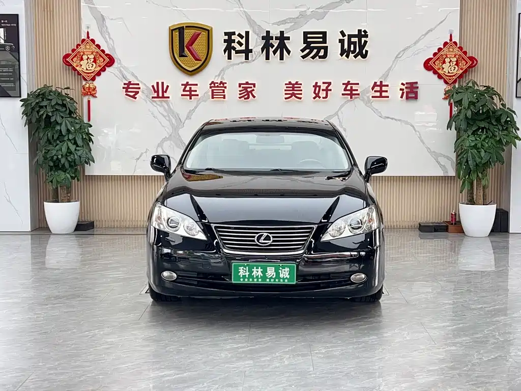 Lexus ES — миниатюра 2