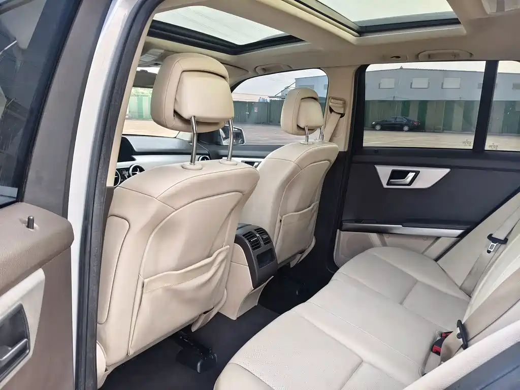 Mercedes-Benz GLK-Class — миниатюра 10