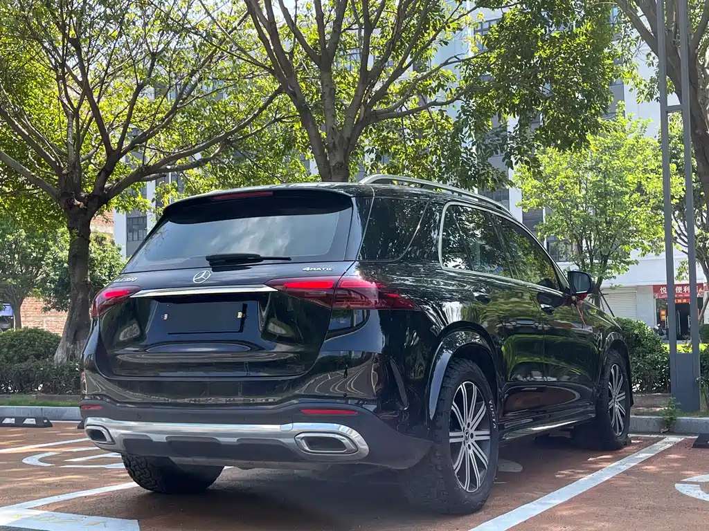 Mercedes-Benz GLE (Import) — миниатюра 9