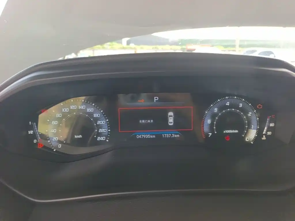 Peugeot 408 — миниатюра 12
