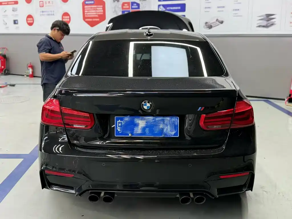 BMW M3 — миниатюра 6