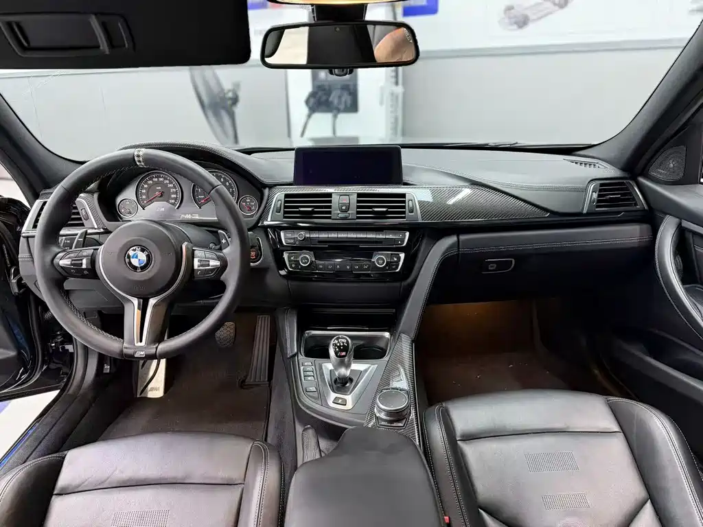 BMW M3 — миниатюра 2