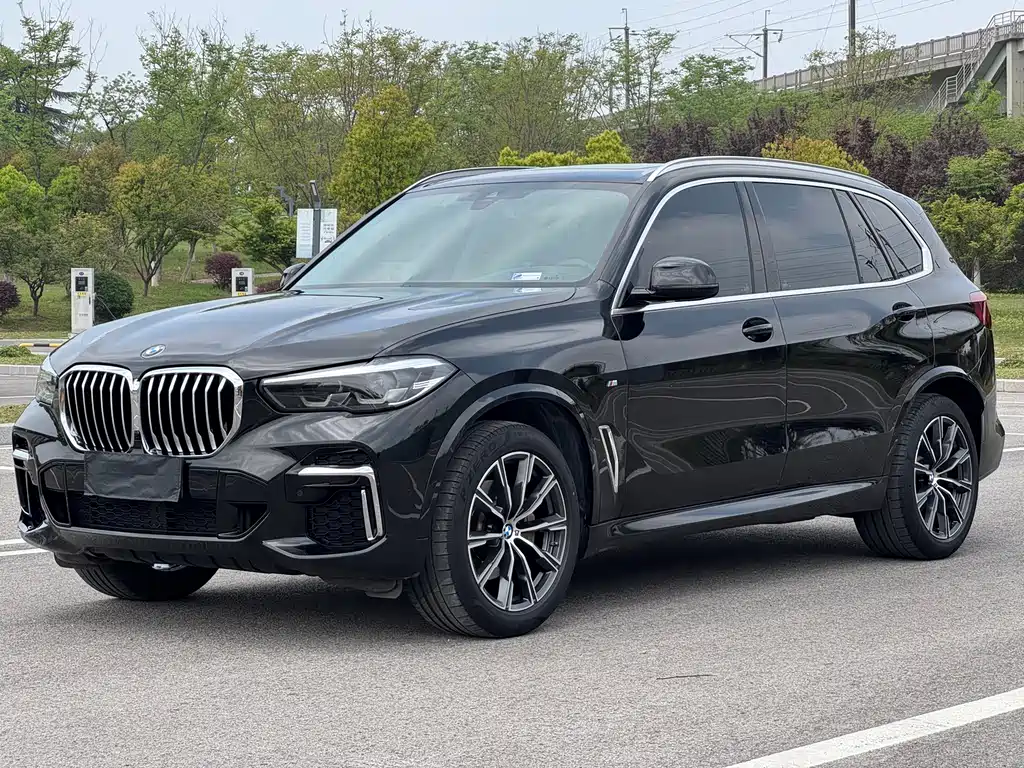 BMW X5 2023