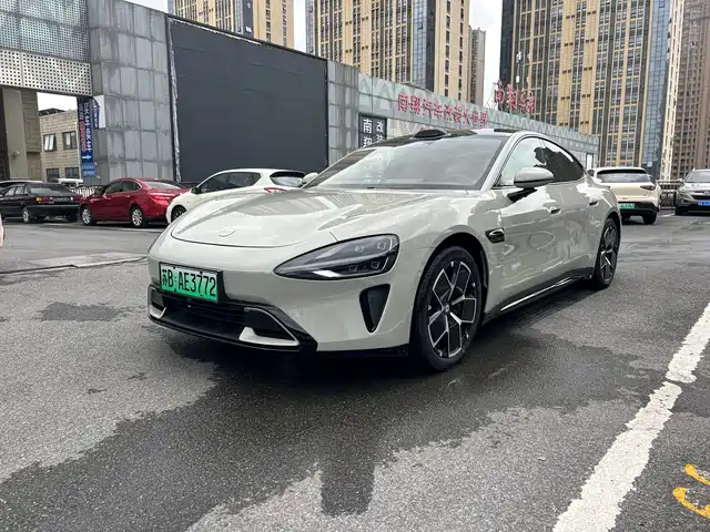 XIAOMI CAR XIAOMI SU7 2025