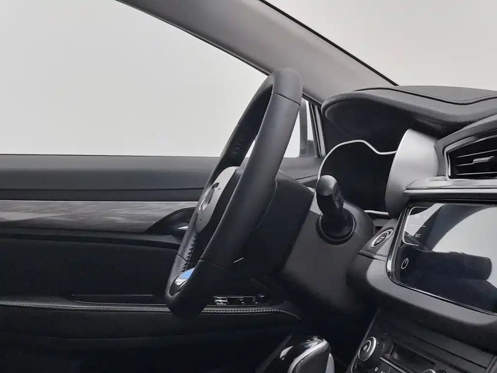 Geely Emgrand — миниатюра 22