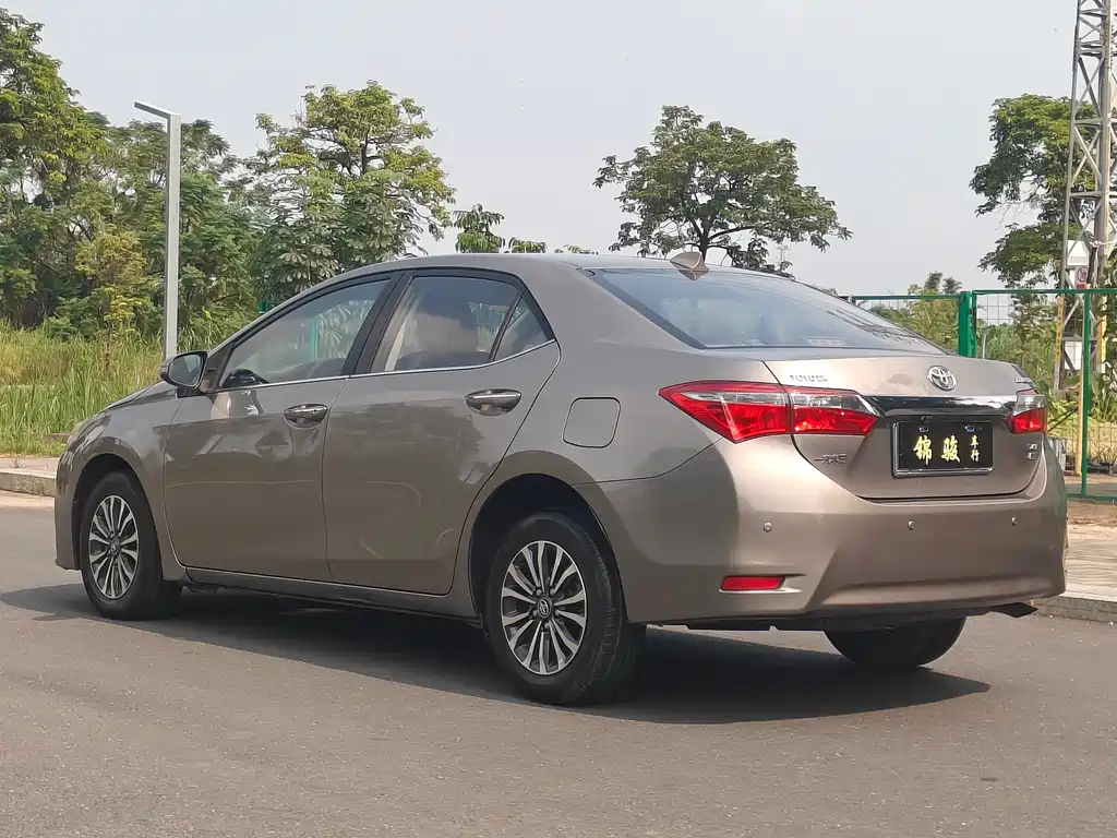 Toyota Corolla — миниатюра 6