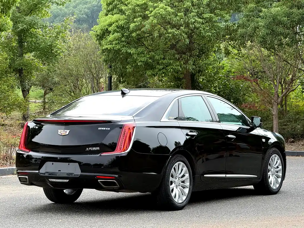 Cadillac XTS — миниатюра 4
