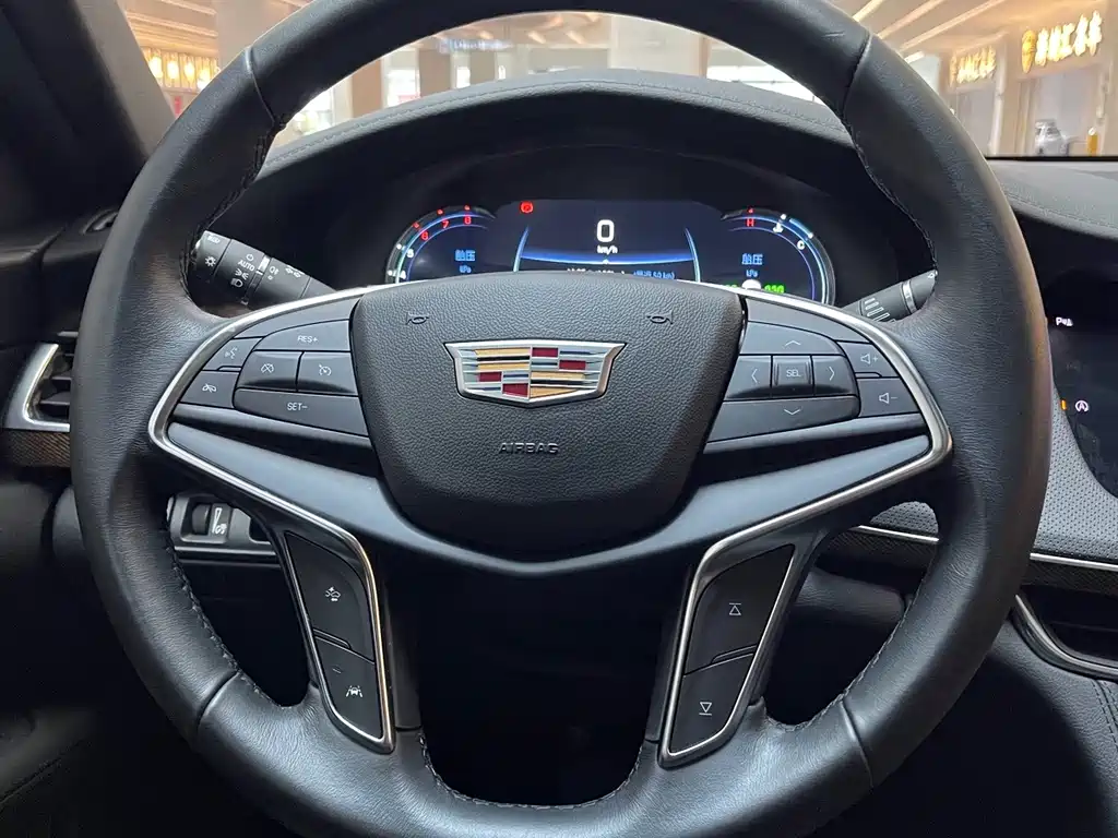 Cadillac CT6 — миниатюра 8