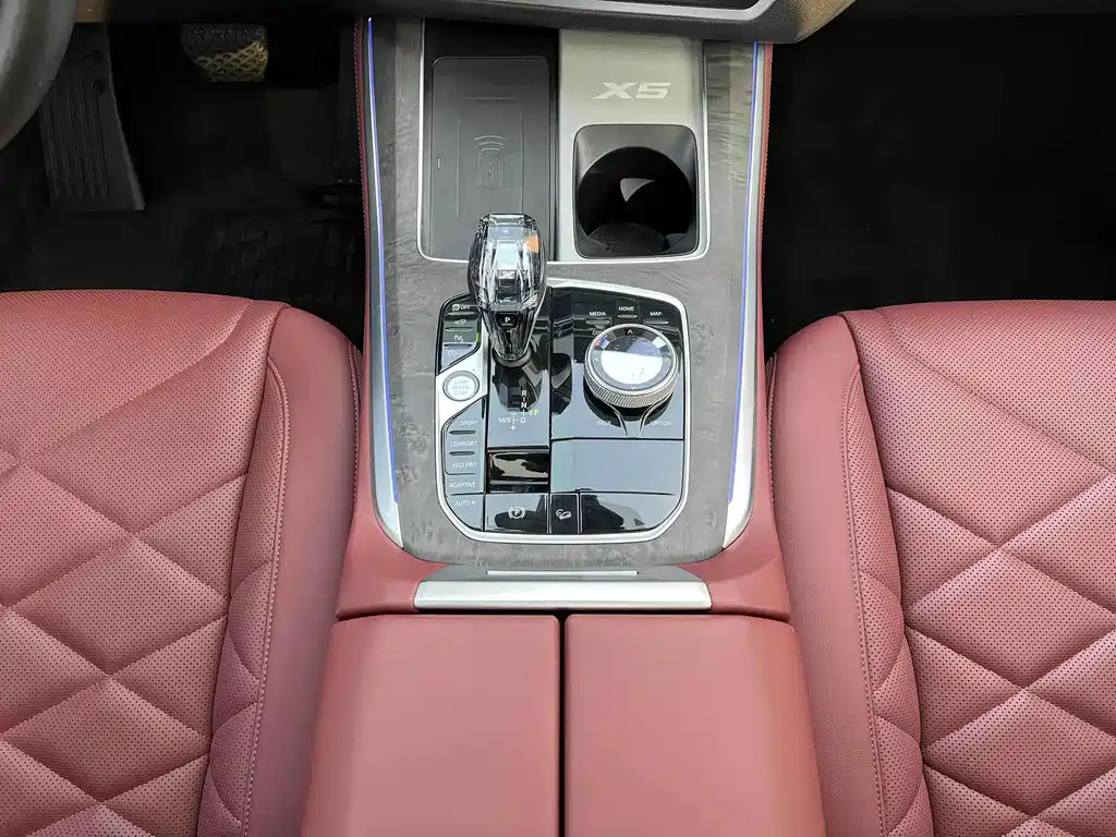 BMW X5 — миниатюра 7
