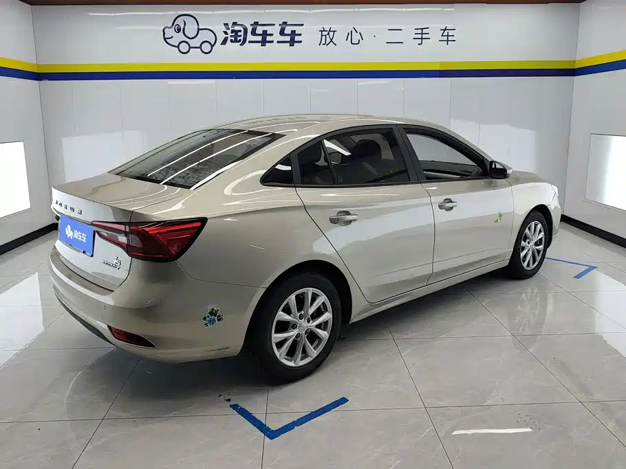 Roewe i5 2020 1.5L MT 4G