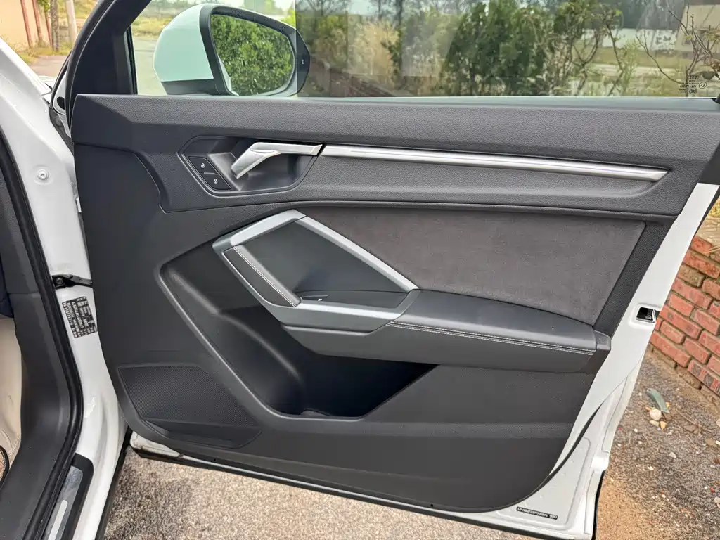 Audi Q3 — миниатюра 22