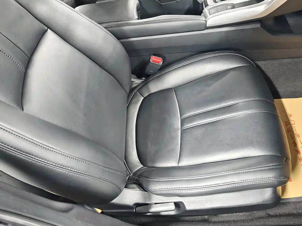 Honda Civic — миниатюра 10