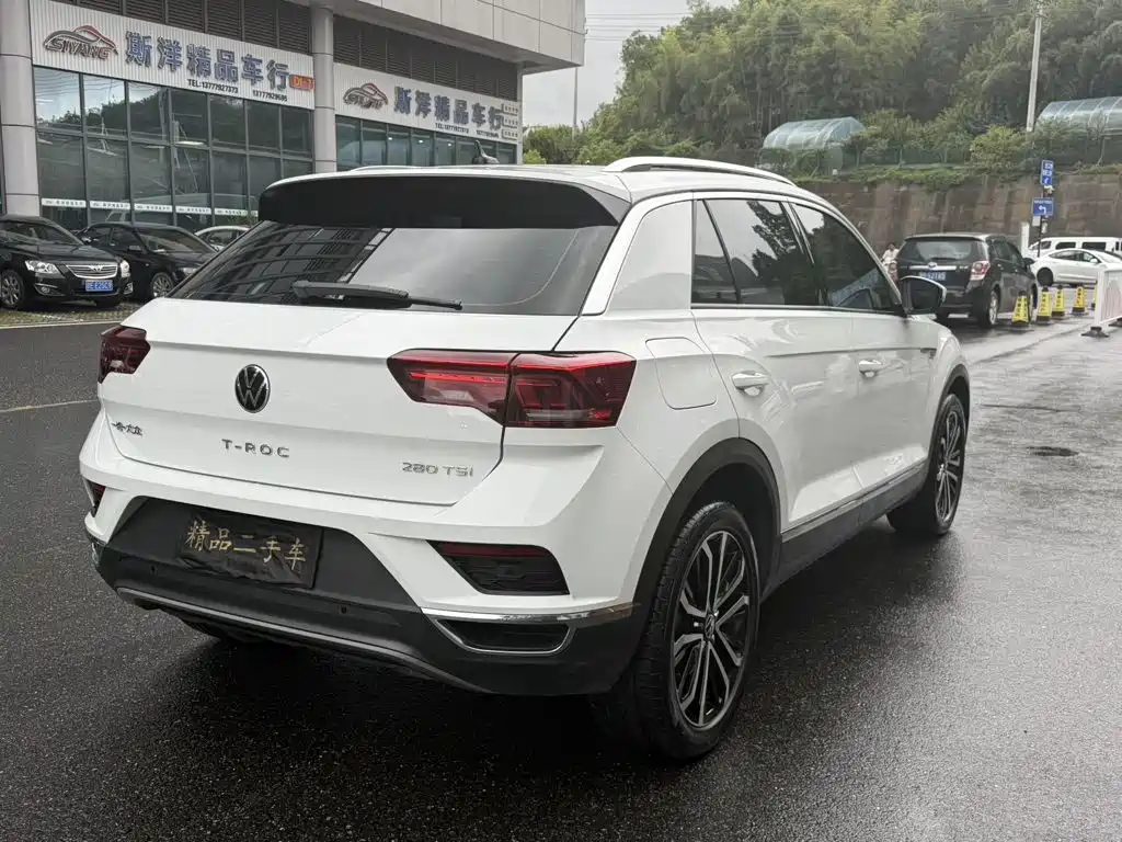 Volkswagen T-Roc — миниатюра 8