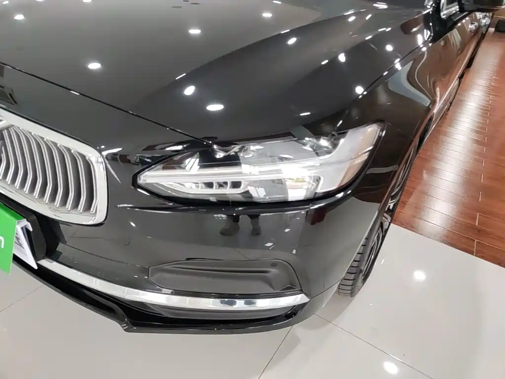 Volvo S90 — миниатюра 24