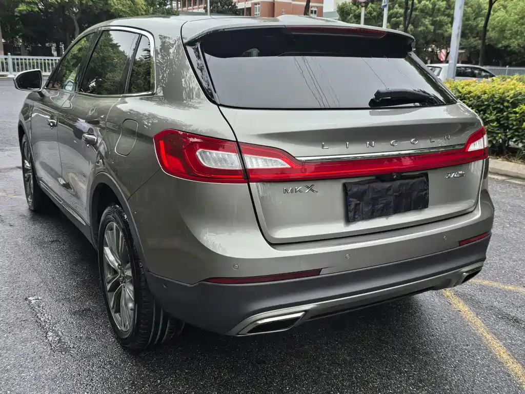 Lincoln MKX — миниатюра 9