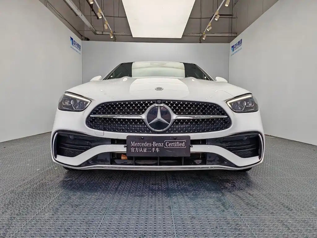 Mercedes-Benz C-Class — миниатюра 2