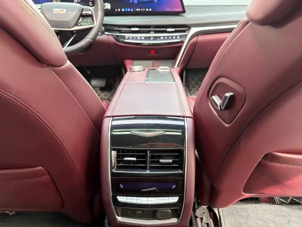 Cadillac CT6 — миниатюра 11