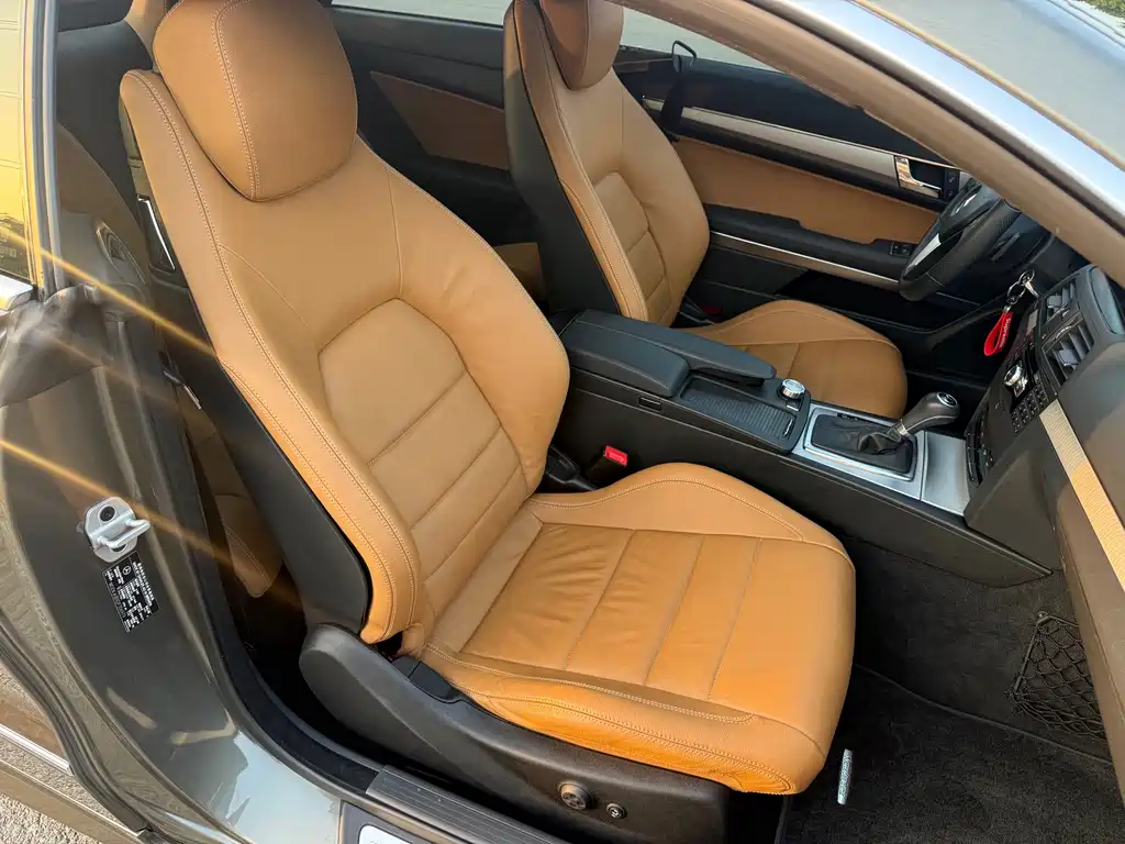Mercedes-Benz E-Class (Import) — миниатюра 10