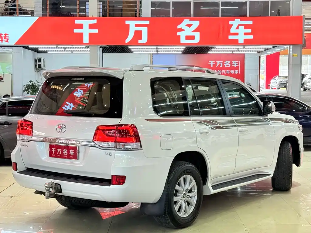 Toyota Land Cruiser 2019 4.0L GX-R