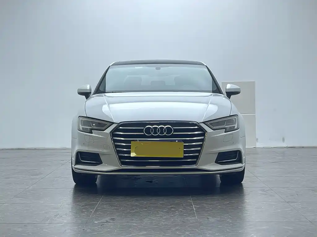 Audi A3 2018 30 Limousine 35 TFSI