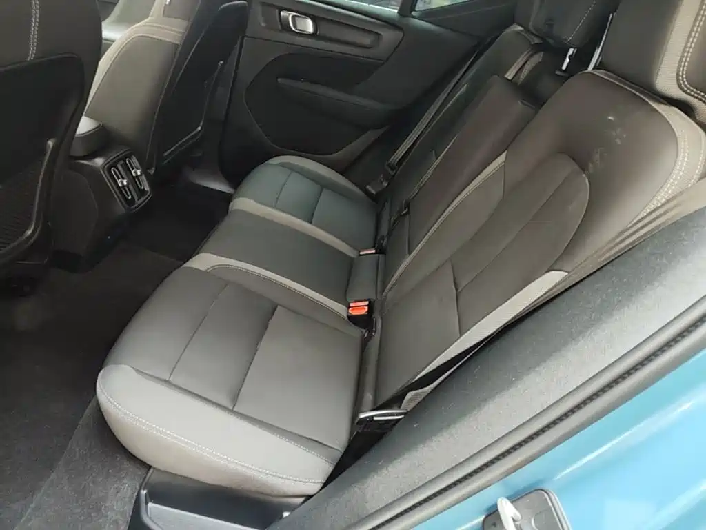 Volvo XC40 — миниатюра 17