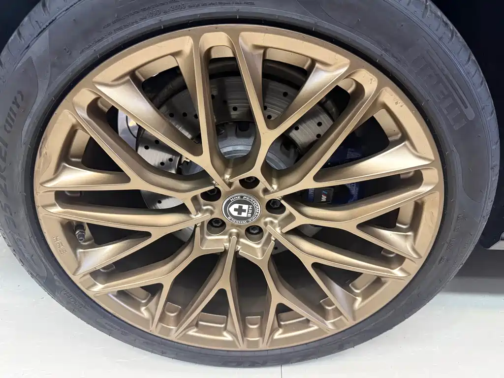 BMW X6 M - фото 14