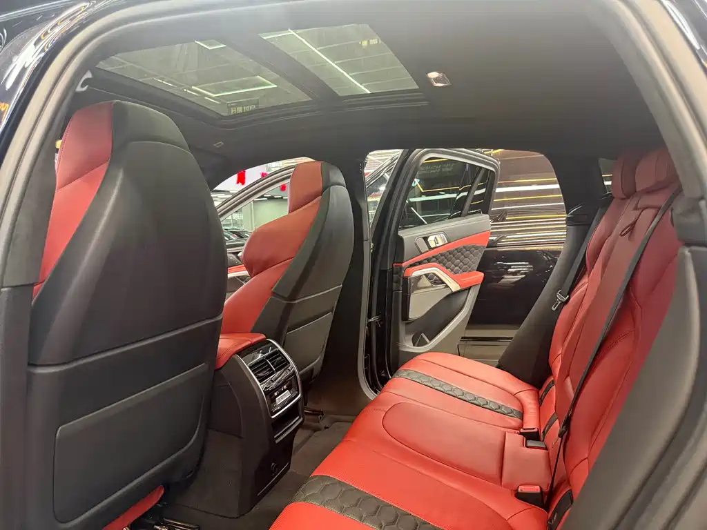 BMW X6 M - фото 9