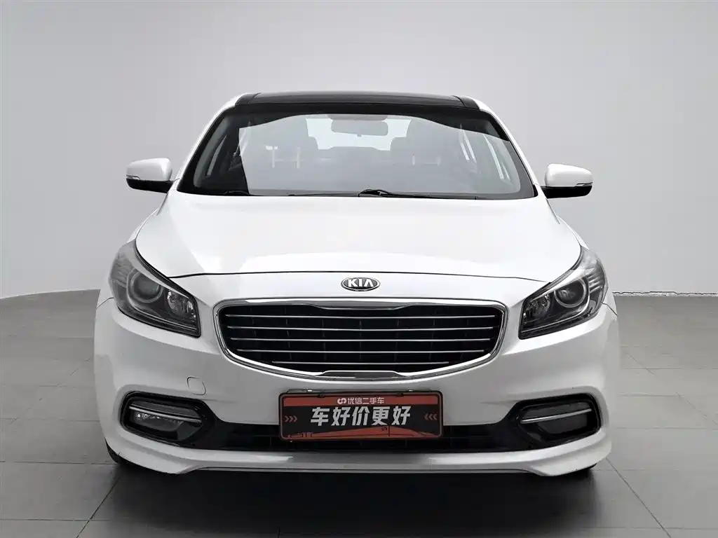 KIA K4