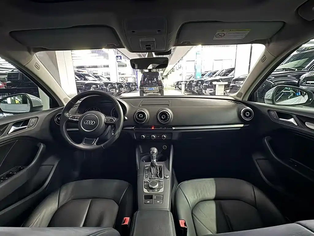 Audi A3 2014 Limousine 35 TFSI AT Fashion