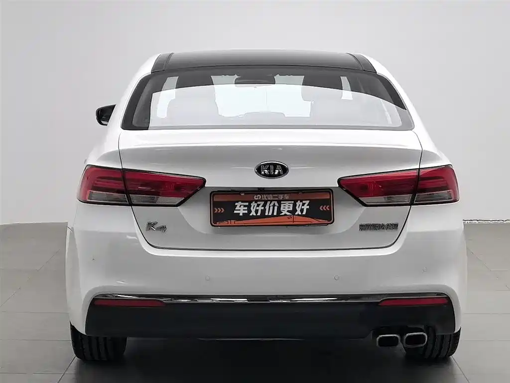 KIA K4