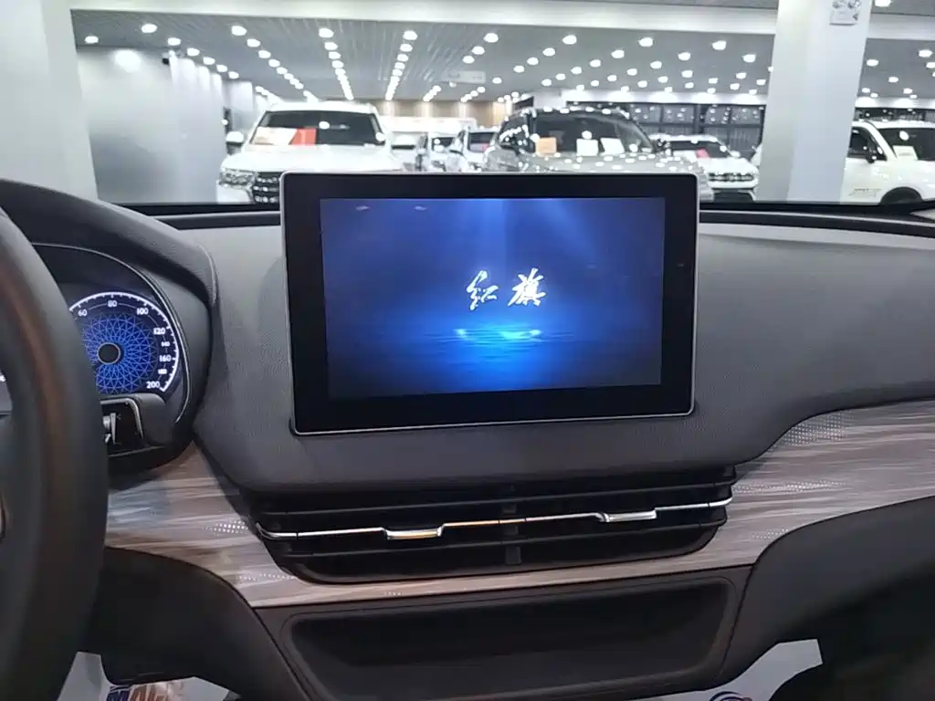 Hongqi Hongqi E-QM5 — миниатюра 13