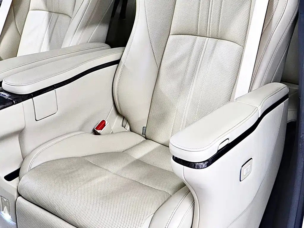 Toyota Vellfire — миниатюра 14