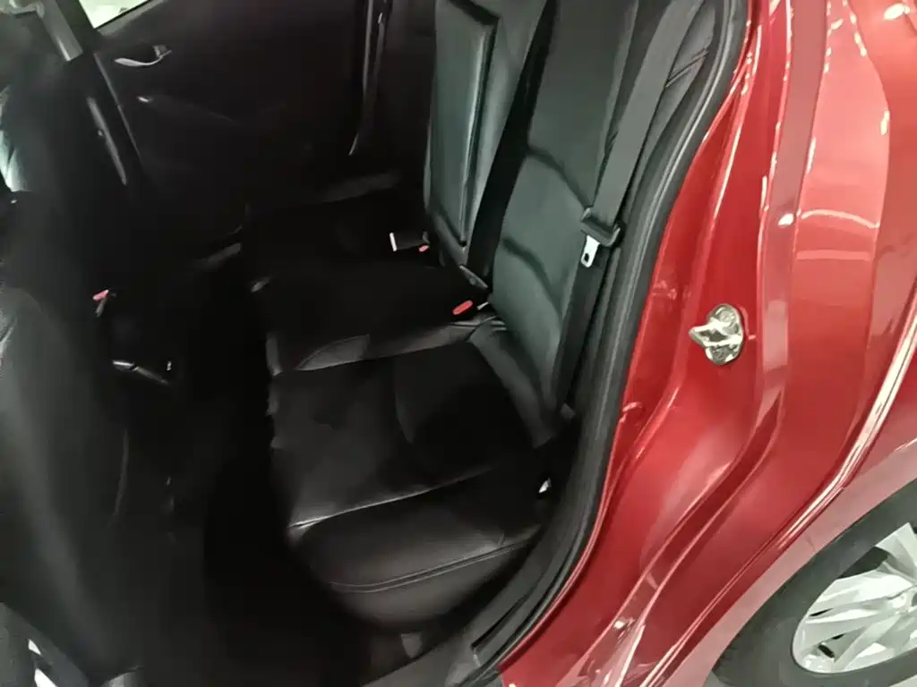 Mazda 3 Axela — миниатюра 17